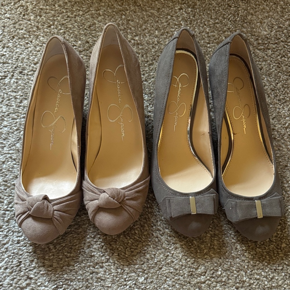 Jessica Simpson Taupe and Gray Suede Flats — Knot and Bow Accents